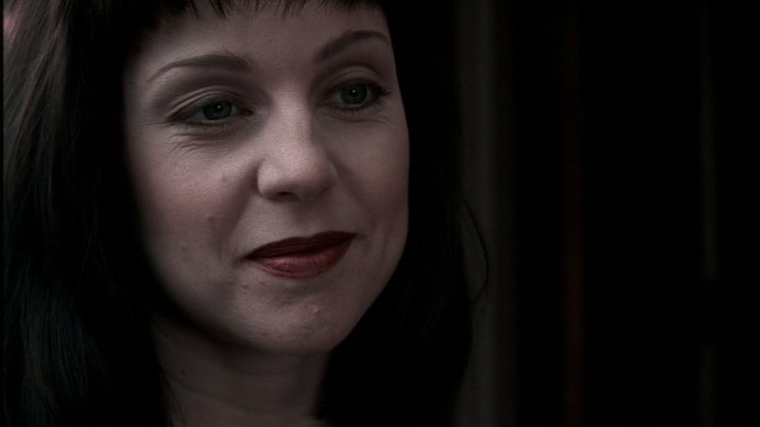 572cc8830f671_Antipas(2).jpg.f40b899d7030a44dda5df1778f3c6fce Sarah-Jane Redmond in the third season episode Antipas of Millennium..