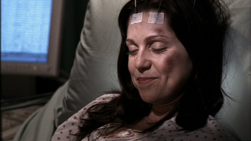 572cc8a57ed83_Antipas(43).jpg.6f7ae57e32d61d188f6d137a73baa6a8 Sarah-Jane Redmond in the third season episode Antipas of Millennium.