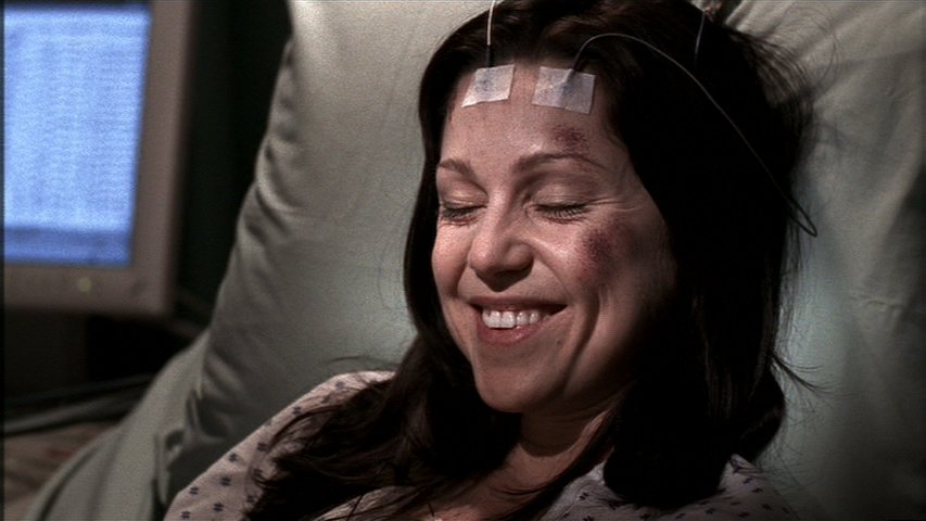572cc8ad46ce4_Antipas(51).jpg.22a2c1fb0cb6d2314fb18541a977e61b Sarah-Jane Redmond in the third season episode Antipas of Millennium.